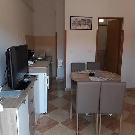 Ella Apartment