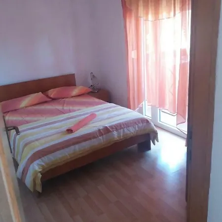 Ella Apartment